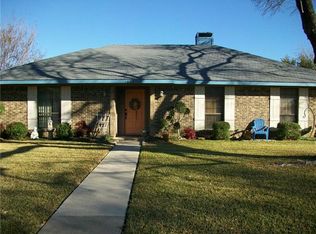 1849 Tucson Dr, Lewisville, TX 75077