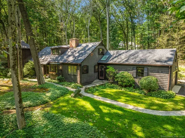 11 Roaring Brook Road, Easton, CT 06612