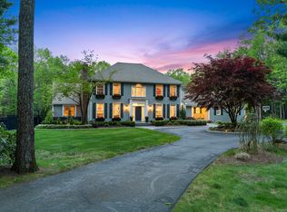 16 Whitehall Pl, Farmington, CT 06032