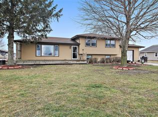 1194 E 3300 North Rd, Chebanse, IL 60922