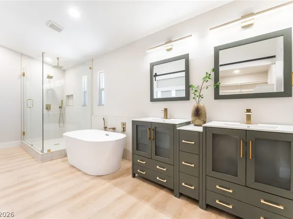 1517 Kirby Dr, Las Vegas, NV 89117