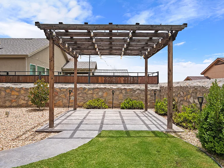 12540 Arrow Weed Dr — Photo 33
