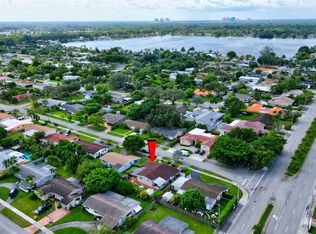 8625 SW 45th St, Miami, FL 33155