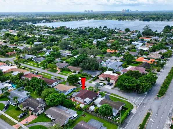 8625 SW 45th St, Miami, FL 33155