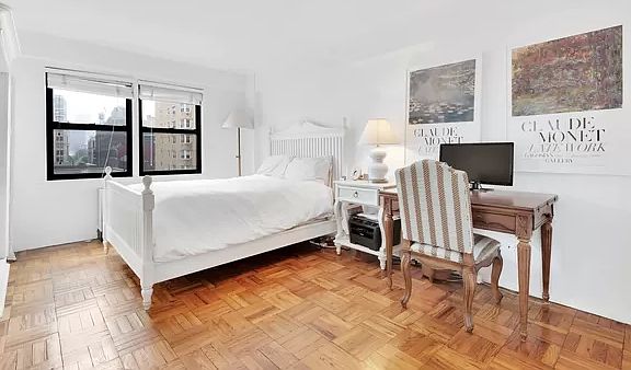 2nd image of 55 E 9th St APT 9E
