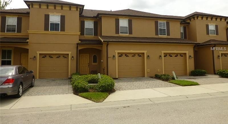 1st image of 3021 Retreat View Cir