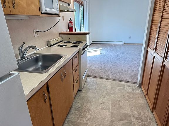 3rd image of 3640 W Dimond Blvd #21