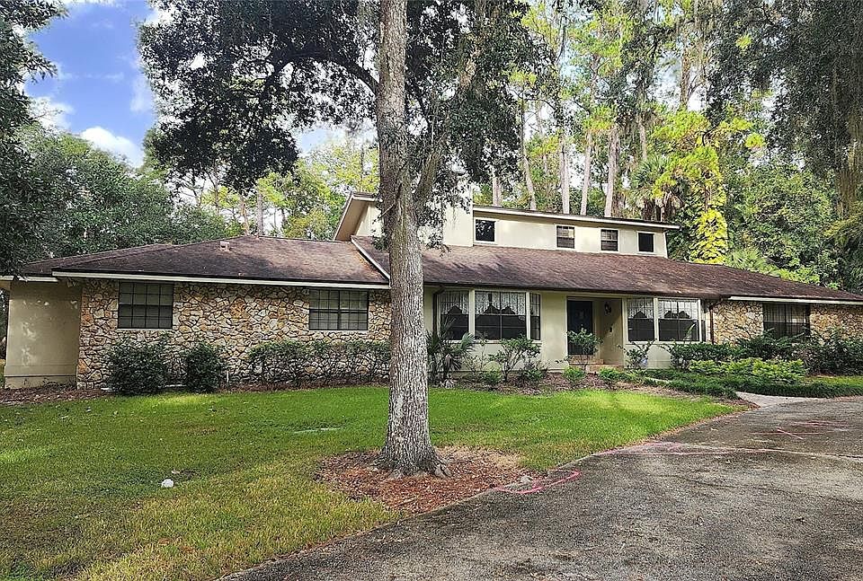 1st image of 122 WISTERIA DRIVE