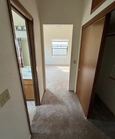 2323 NW Irving St #3 — Photo 2