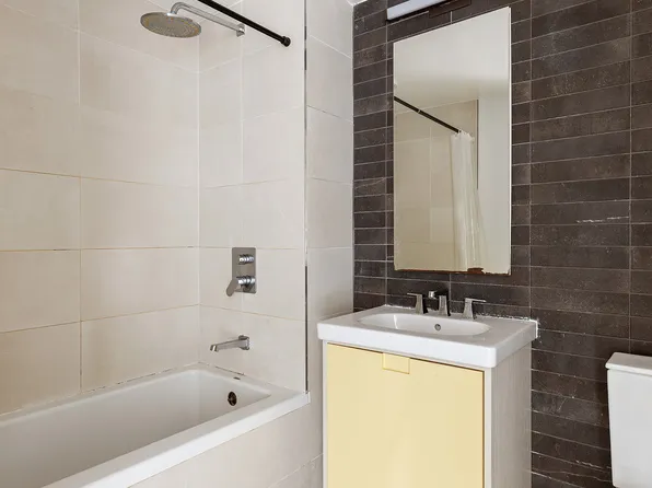 15 East 19th Street image 6 of 12