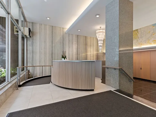 139 East 33rd Street image 11 of 12