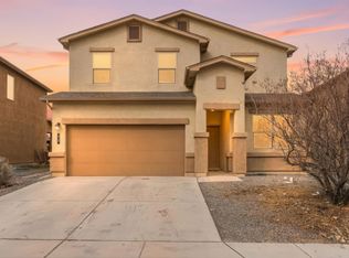 15 Parador Ct, Los Lunas, NM 87031