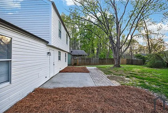 7321 Glenmont Dr — Photo 13