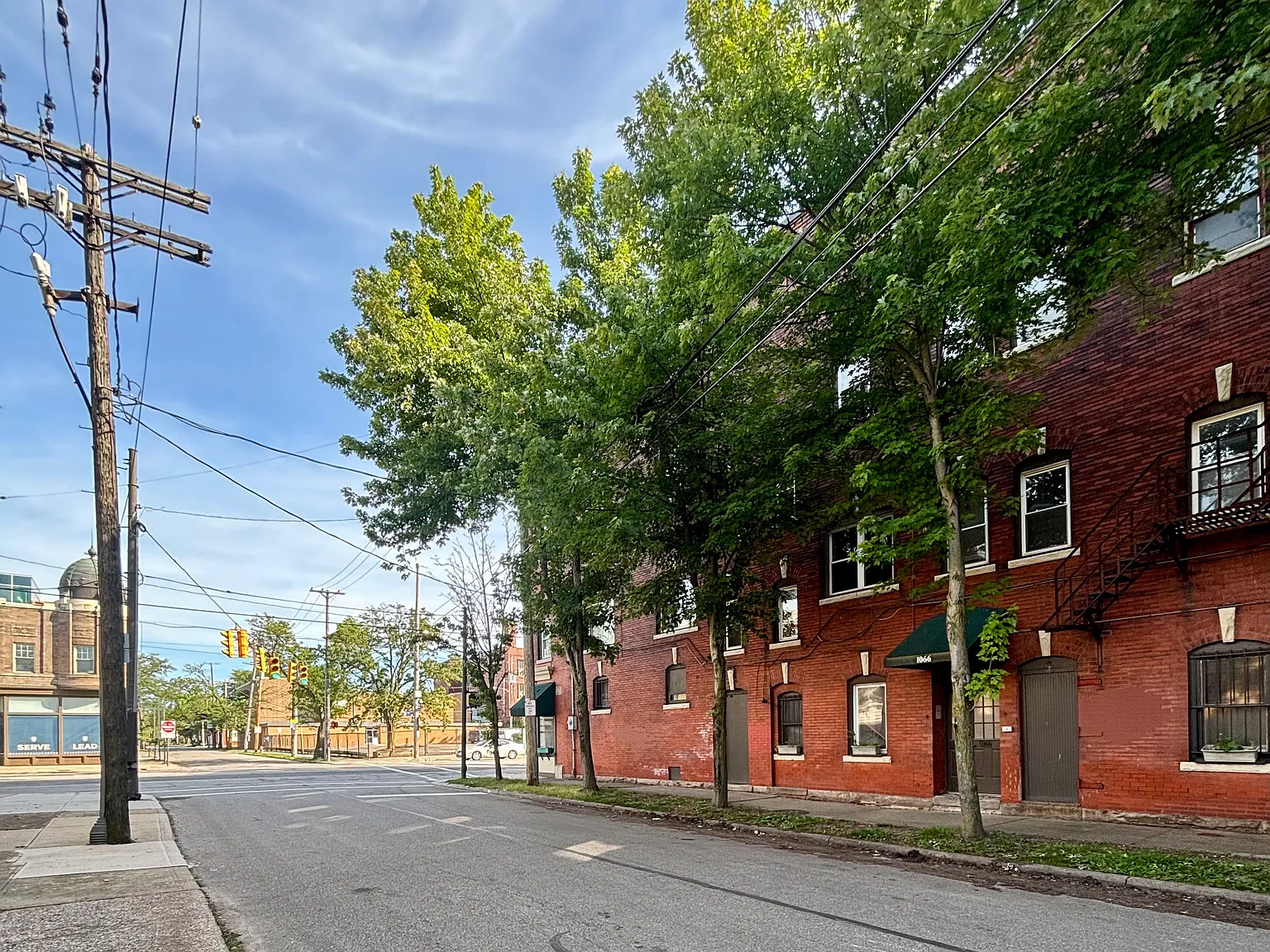 2 bed, 950 sqft, $995 — Photo 1