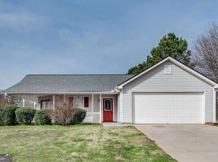 135 Claremont Dr, Covington, GA 30016