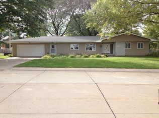 338 N Grove St, Walcott, IA 52773