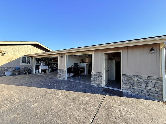 4th image of 3647 Us Highway 97