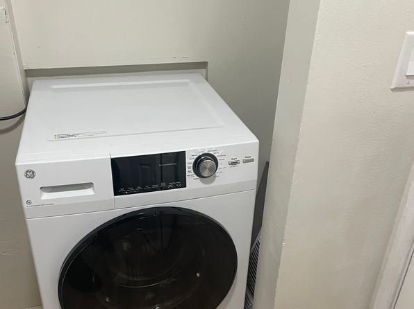 2409 W Balmoral Ave APT 2A