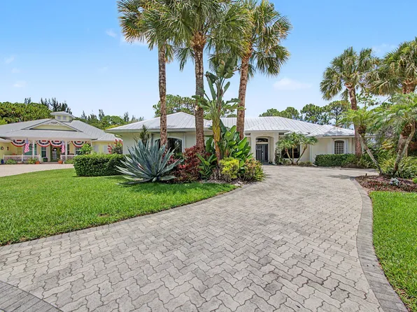 8780 SW Fishermans Wharf Drive, Stuart, FL 34997