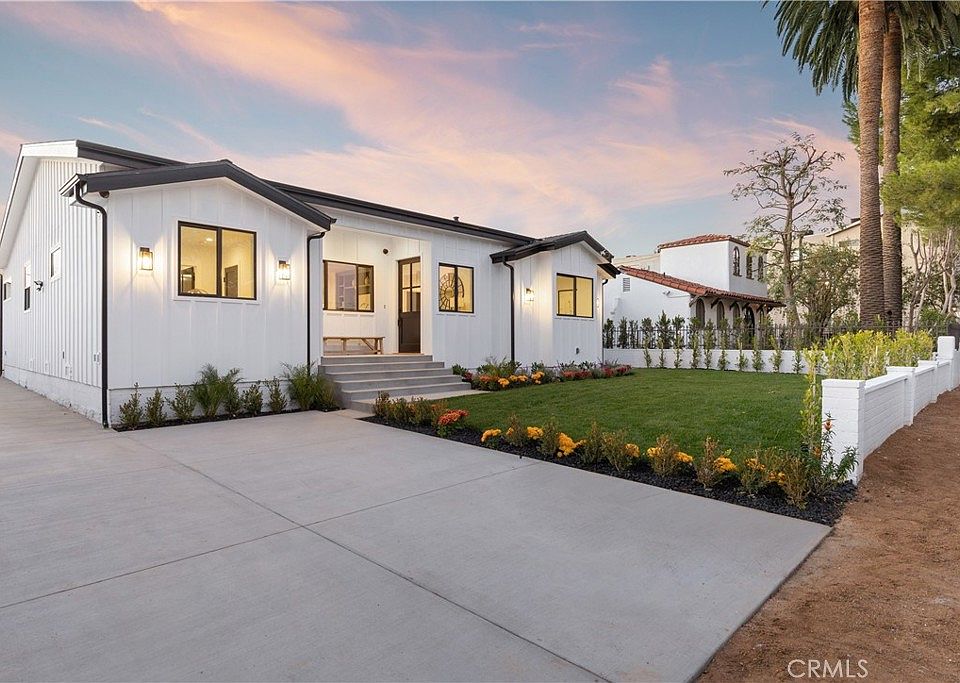 1st image of 5537 Sunnyslope Ave