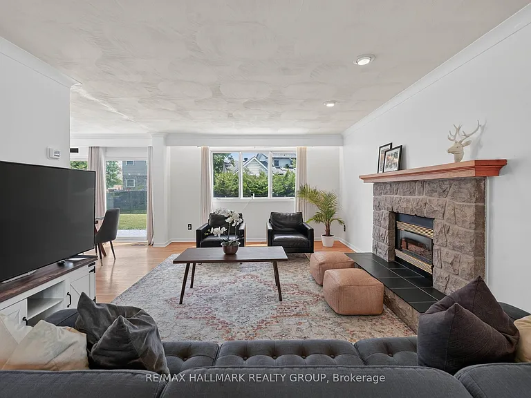 1038 Arnot Rd — Photo 5