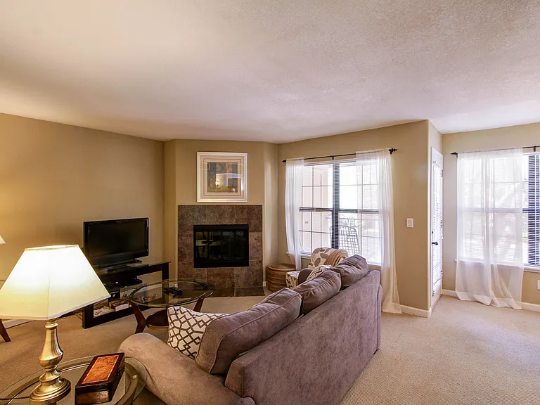 6651 N Campbell Ave #214 — Photo 2