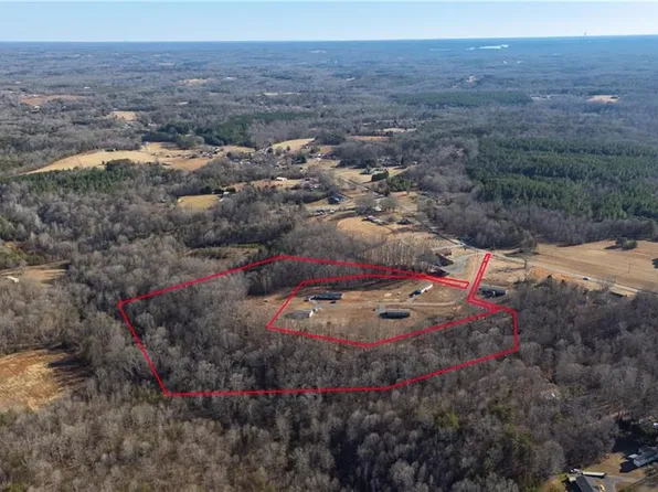 21 State Highway 704, Madison, NC 27025