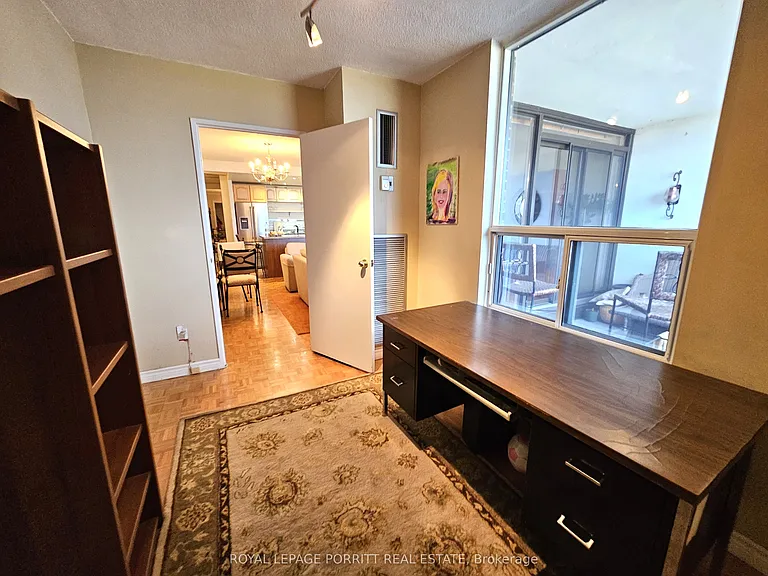 1535 Lakeshore Rd E #1704 — Photo 12