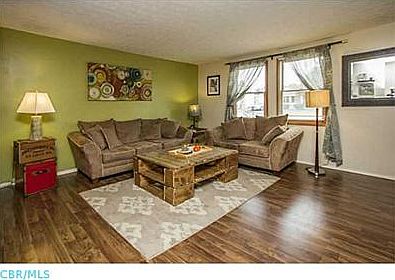 4th image of 4093 Jonquil St