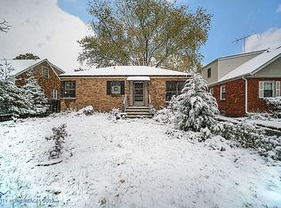 829 Rowe Ave, Park Ridge, IL 60068