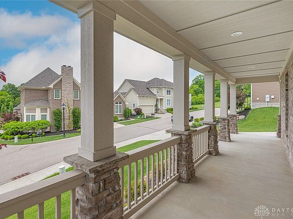 2nd image of 225 Pointe Oakwood Way