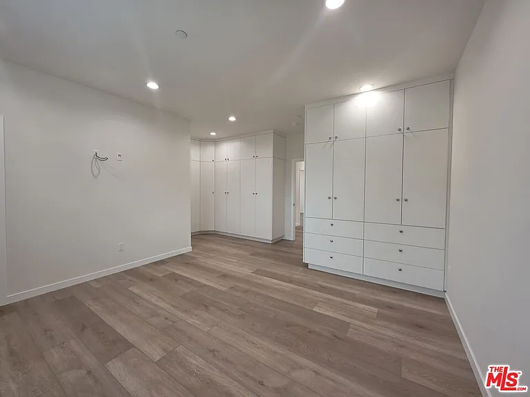 6748 Ben Ave — Photo 4