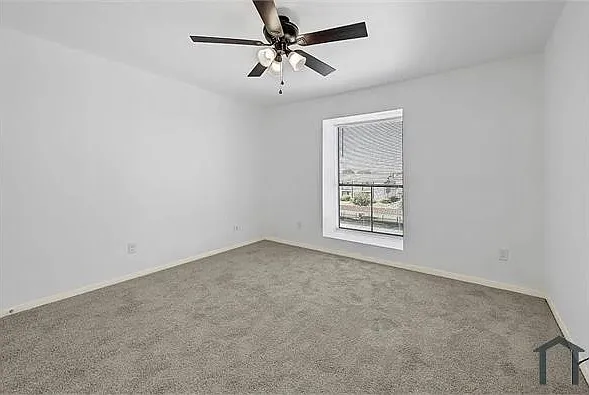8429 Hearth Dr #32 — Photo 7