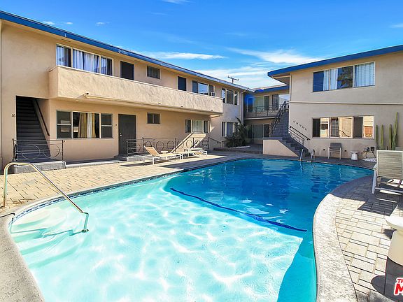 2nd image of 1435 N Fairfax Ave APT 17