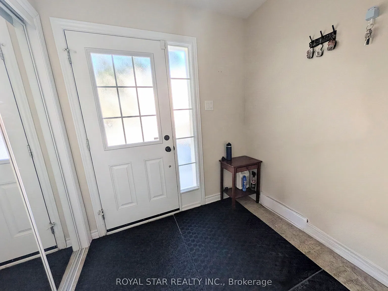 2 bed, $2,300 — Photo 4