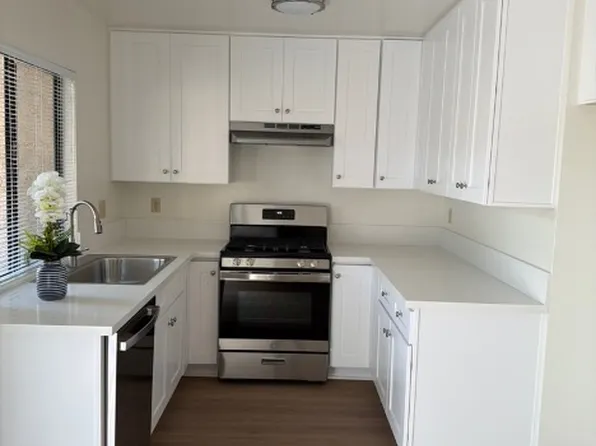 2340 Santa Ana Ave, Costa Mesa, CA 92627