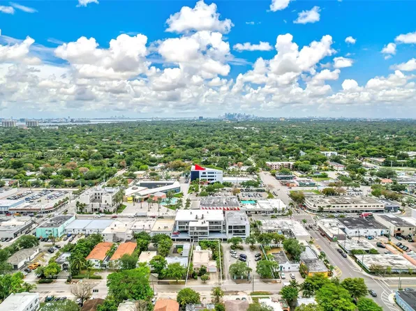 736 NE 126th St, North Miami, FL 33161