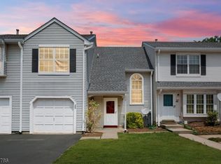 308 Jarvis Pl, Somerset, NJ 08873