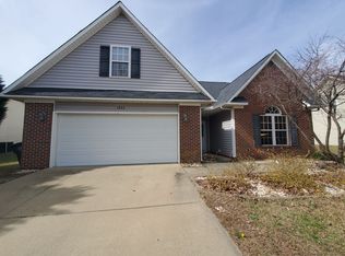 1932 Yellowbrick Rd, Fayetteville, NC 28314