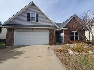 1932 Yellowbrick Rd, Fayetteville, NC, 28314