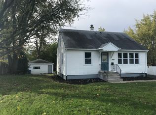 1023 North Ave, Aurora, IL 60505