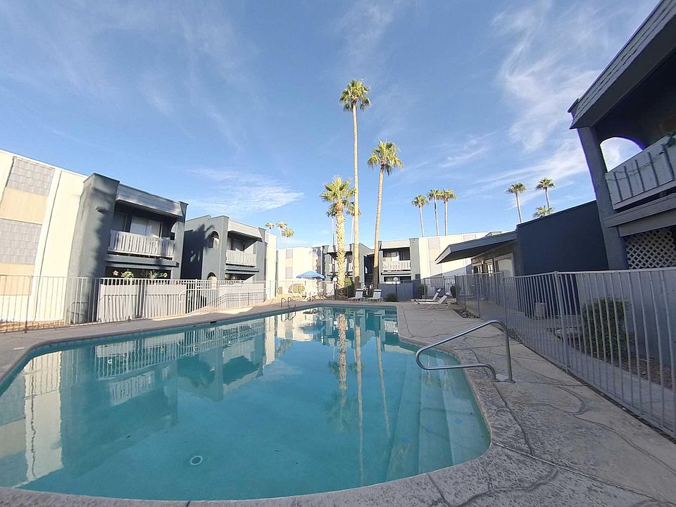 Santuario Swimming Pool