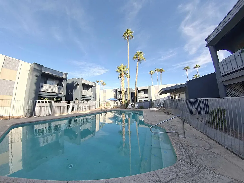 Santuario Swimming Pool