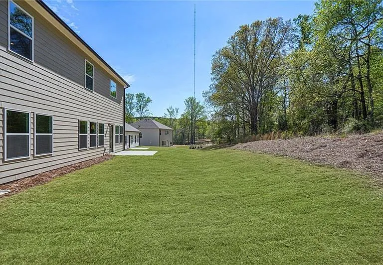 240 Silverleaf Trl — Photo 26