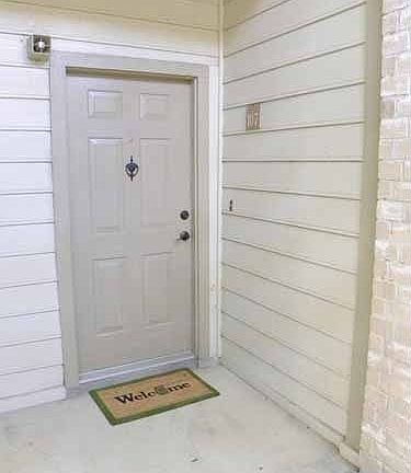 2nd image of 12446 Starcrest Dr