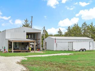 165 County Rd #3010, Mount Vernon, TX 75457