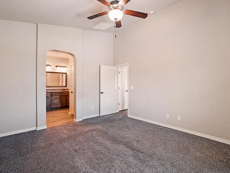 852 Lemington St — Photo 19