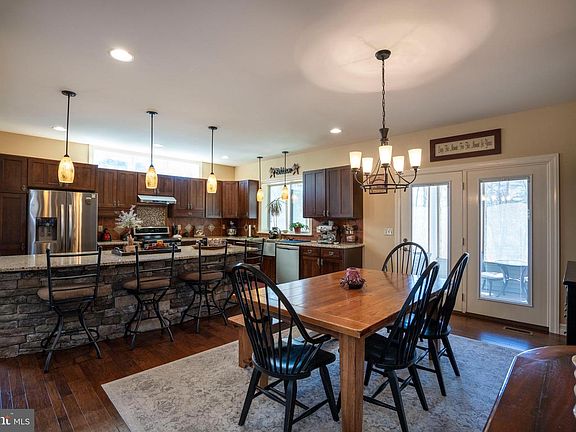 3rd image of 10620 Kyper Rd