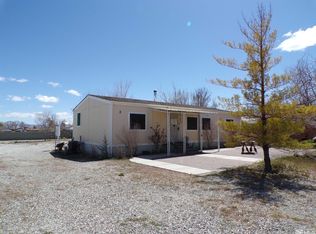3 Agate Circle Dr, Yerington, NV