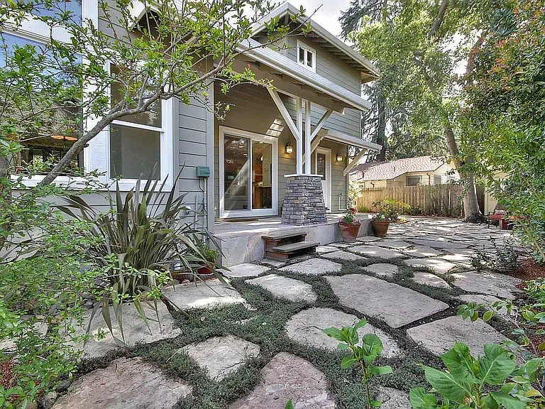 512 Military Way — Photo 8